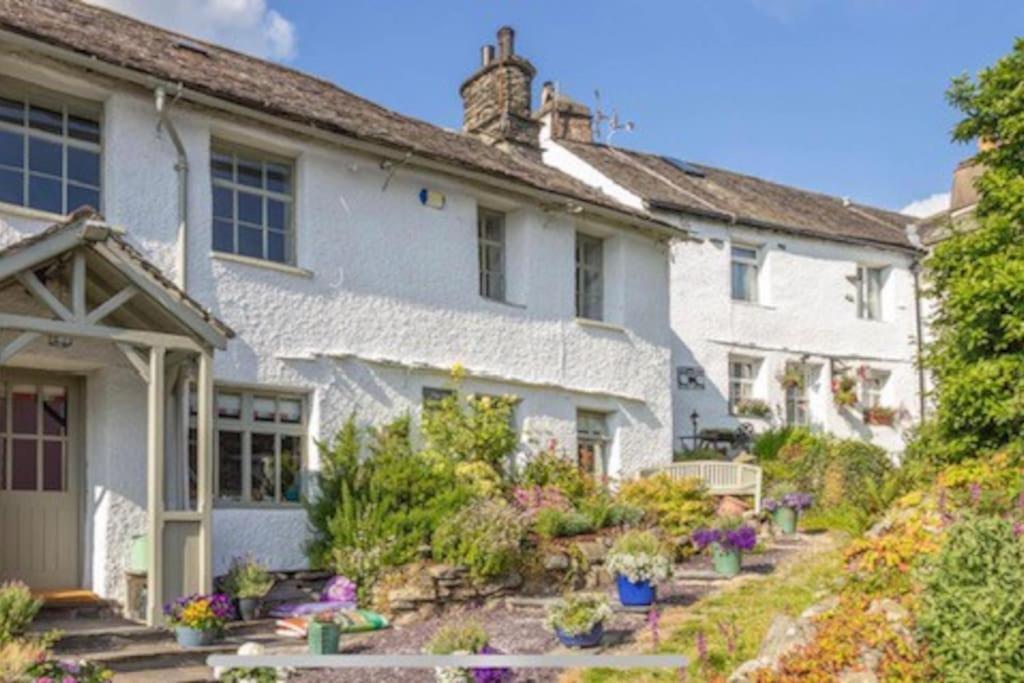 The Old Post Office, Cosy Grade II Listed 2 Bed Apartment Windermere Exterior photo